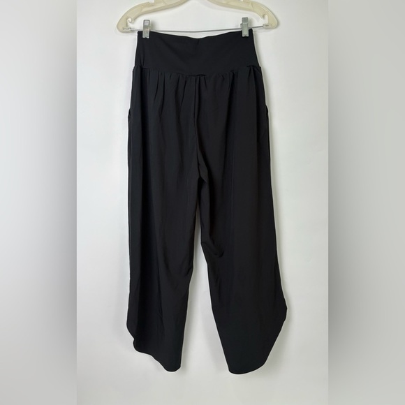 NWT Halara Breezeful High Waisted Crossover Split Quick Dry Resort Pants - Picture 4 of 6